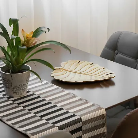 Valaoritou Eleonora Apartman *