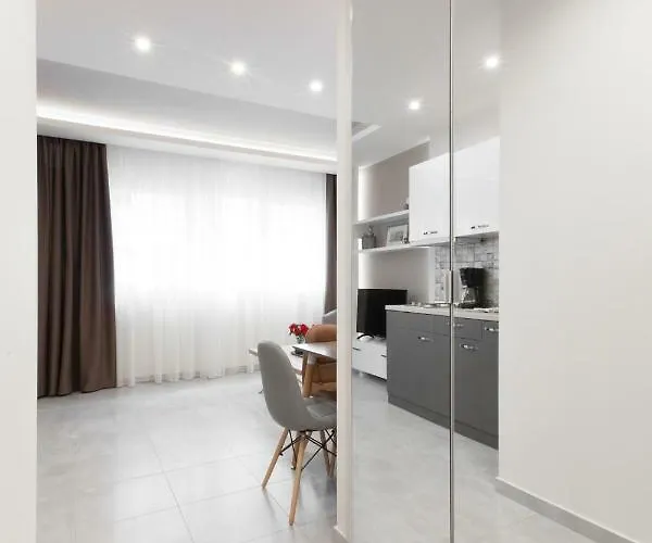 Valaoritou Eleonora * Tessalónica